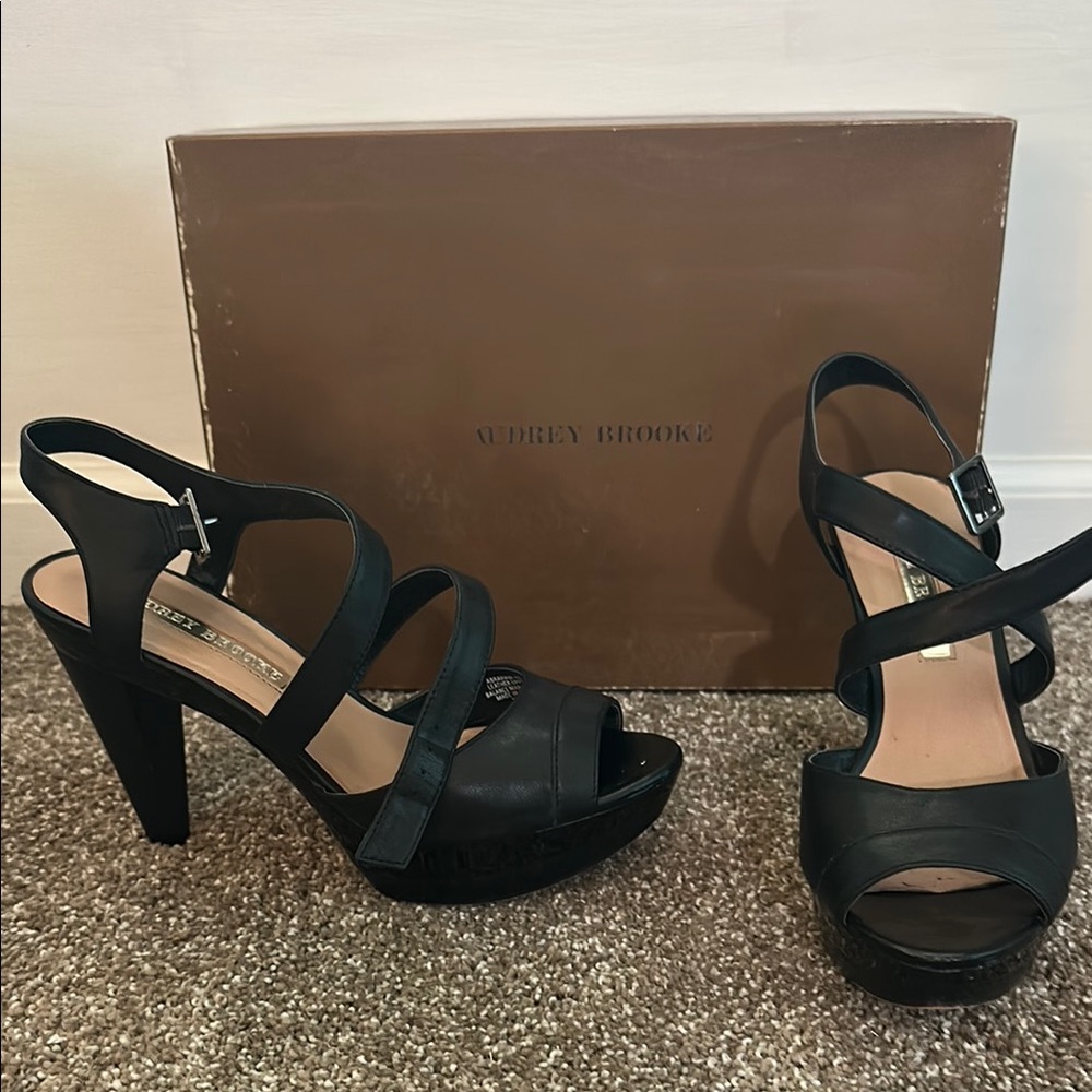 Audrey Brooke Black Polished Heels